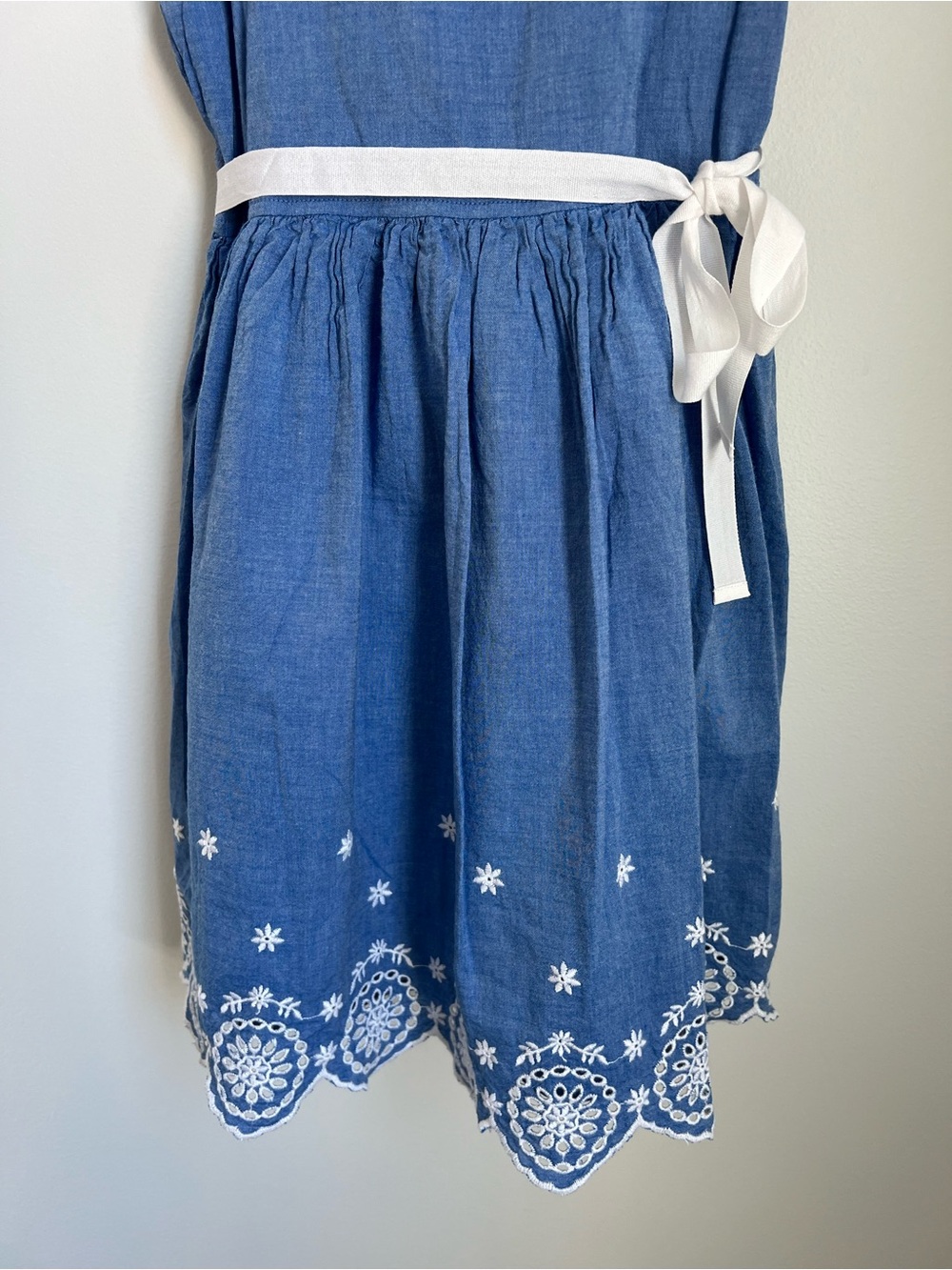 Cat & Jack | 100% Cotton Blue Sundress with White Waist Tie Size L (10-12) - Picture 6 of 15
